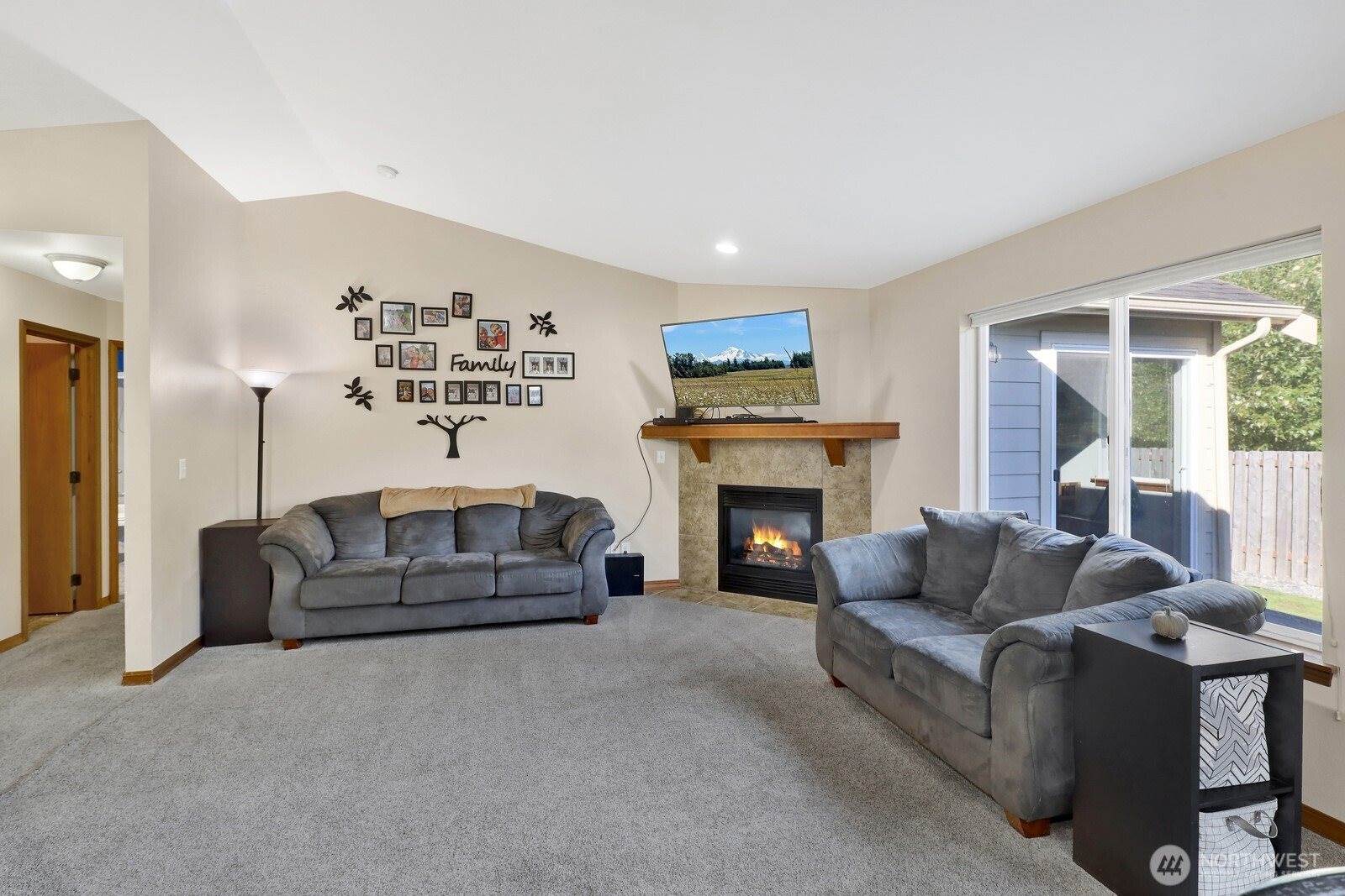 2556 Sievers Way, Ferndale, WA 98248