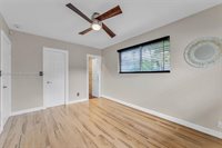 1532 NE 39th St, Oakland Park, FL 33334