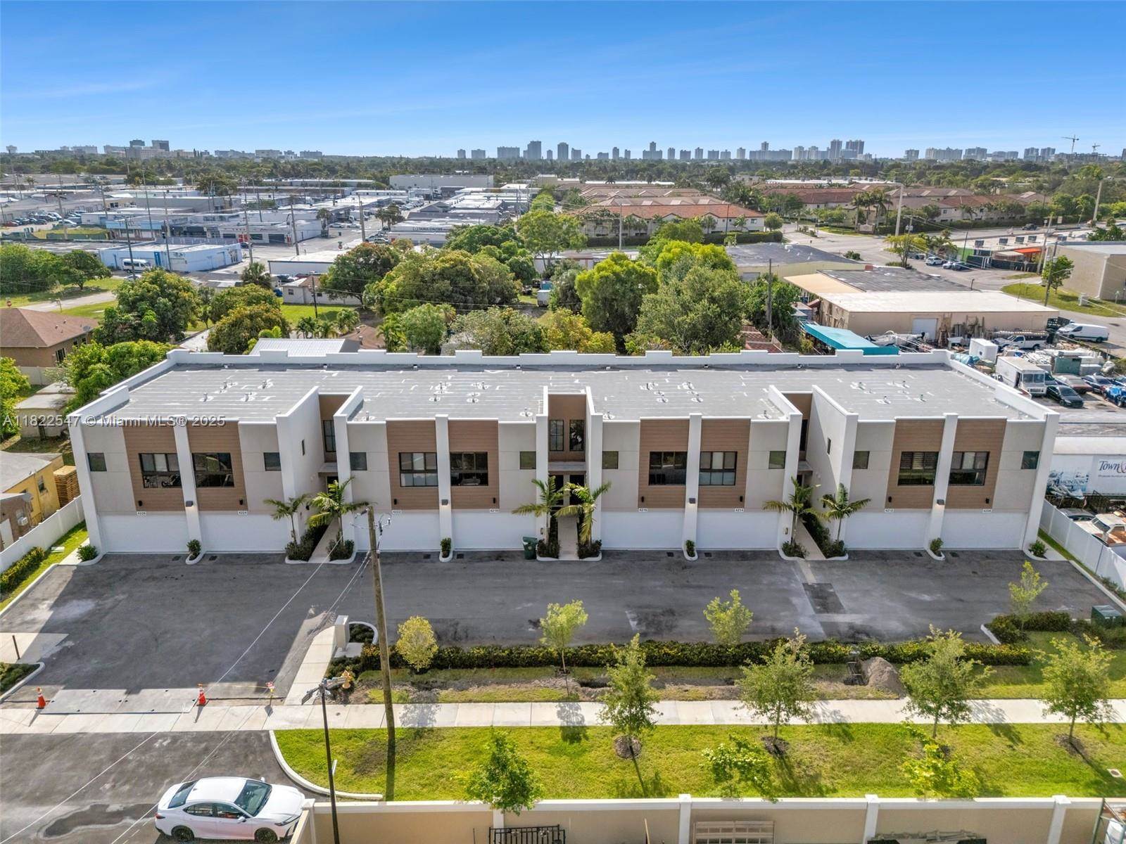 4212 NE 7th Ter, Oakland Park, FL 33334