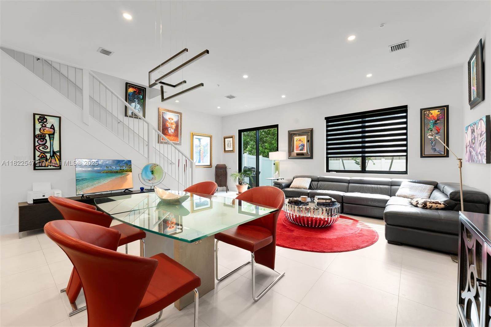 4212 NE 7th Ter, Oakland Park, FL 33334