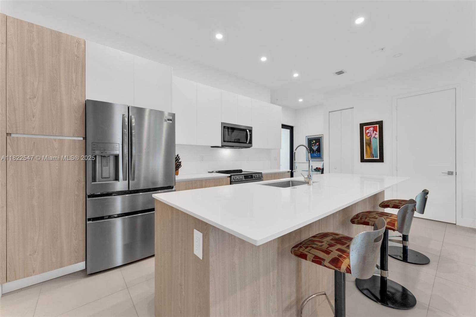 4212 NE 7th Ter, Oakland Park, FL 33334