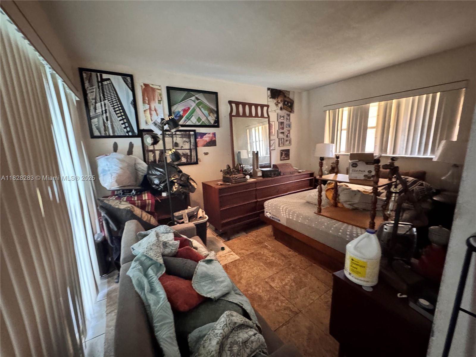 1930 NW 33rd St, Oakland Park, FL 33309