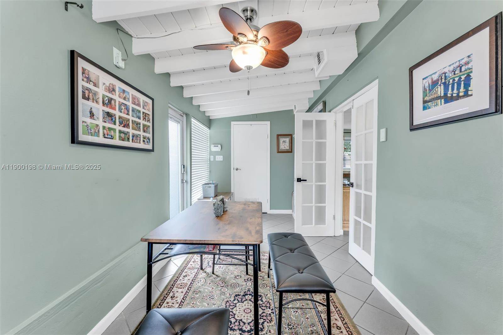 1200 NW 41st St, Oakland Park, FL 33309