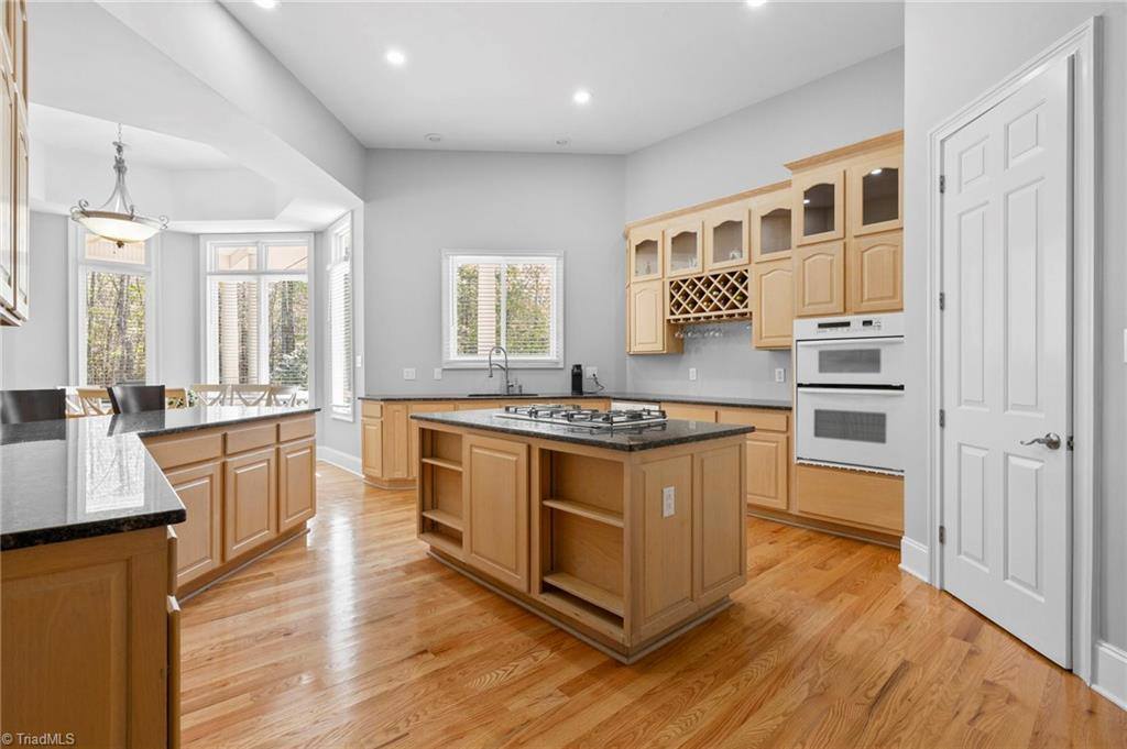 447 Willow Pond Lane, Hiddenite, NC 28636