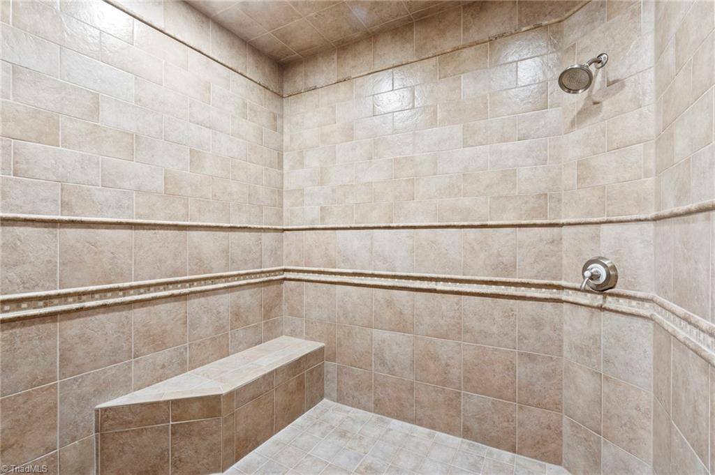 447 Willow Pond Lane, Hiddenite, NC 28636