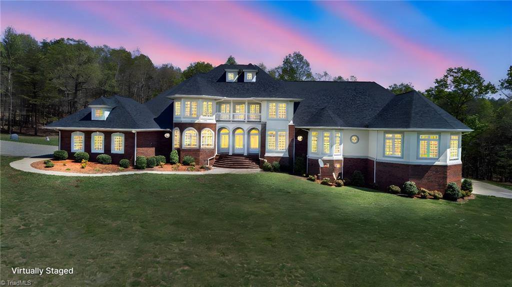 447 Willow Pond Lane, Hiddenite, NC 28636
