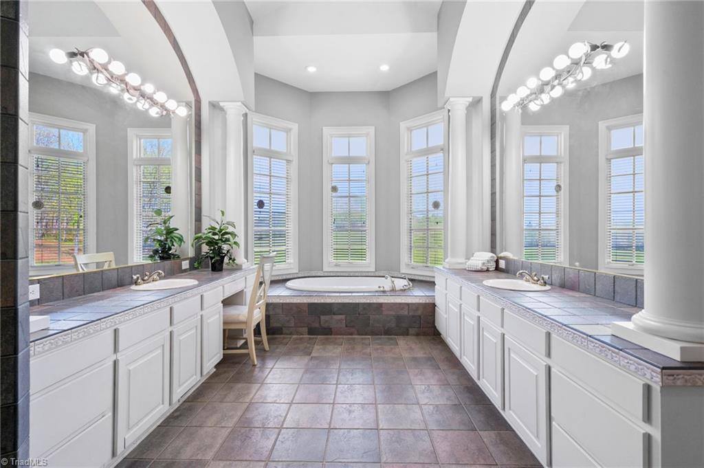 447 Willow Pond Lane, Hiddenite, NC 28636