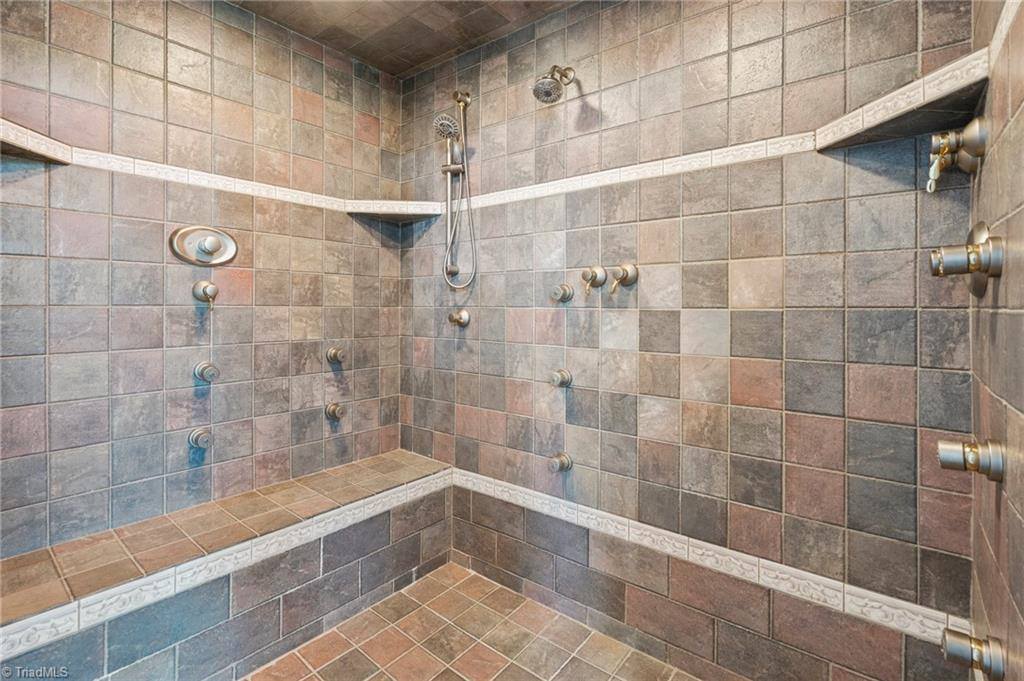 447 Willow Pond Lane, Hiddenite, NC 28636