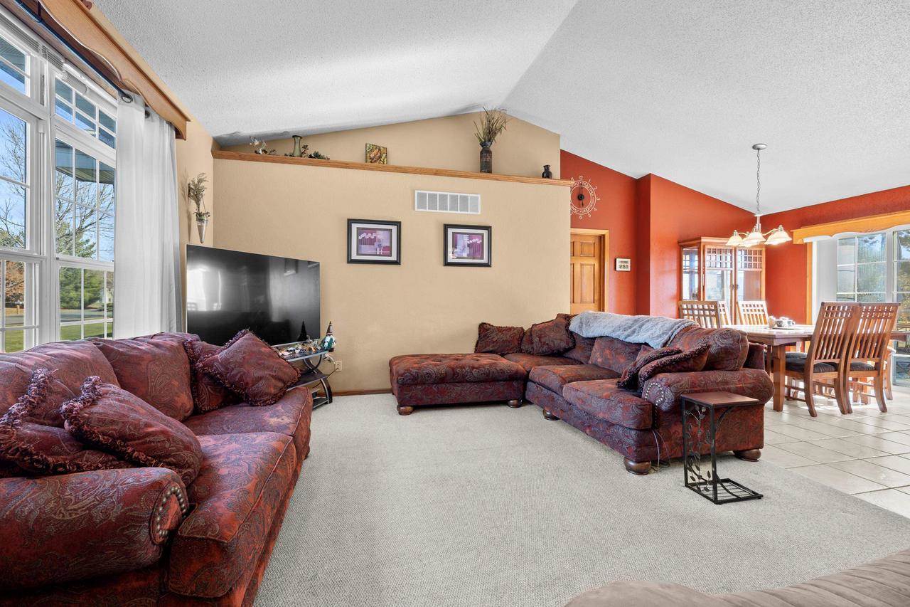 3041 Lexington Place, Plover, WI 54467