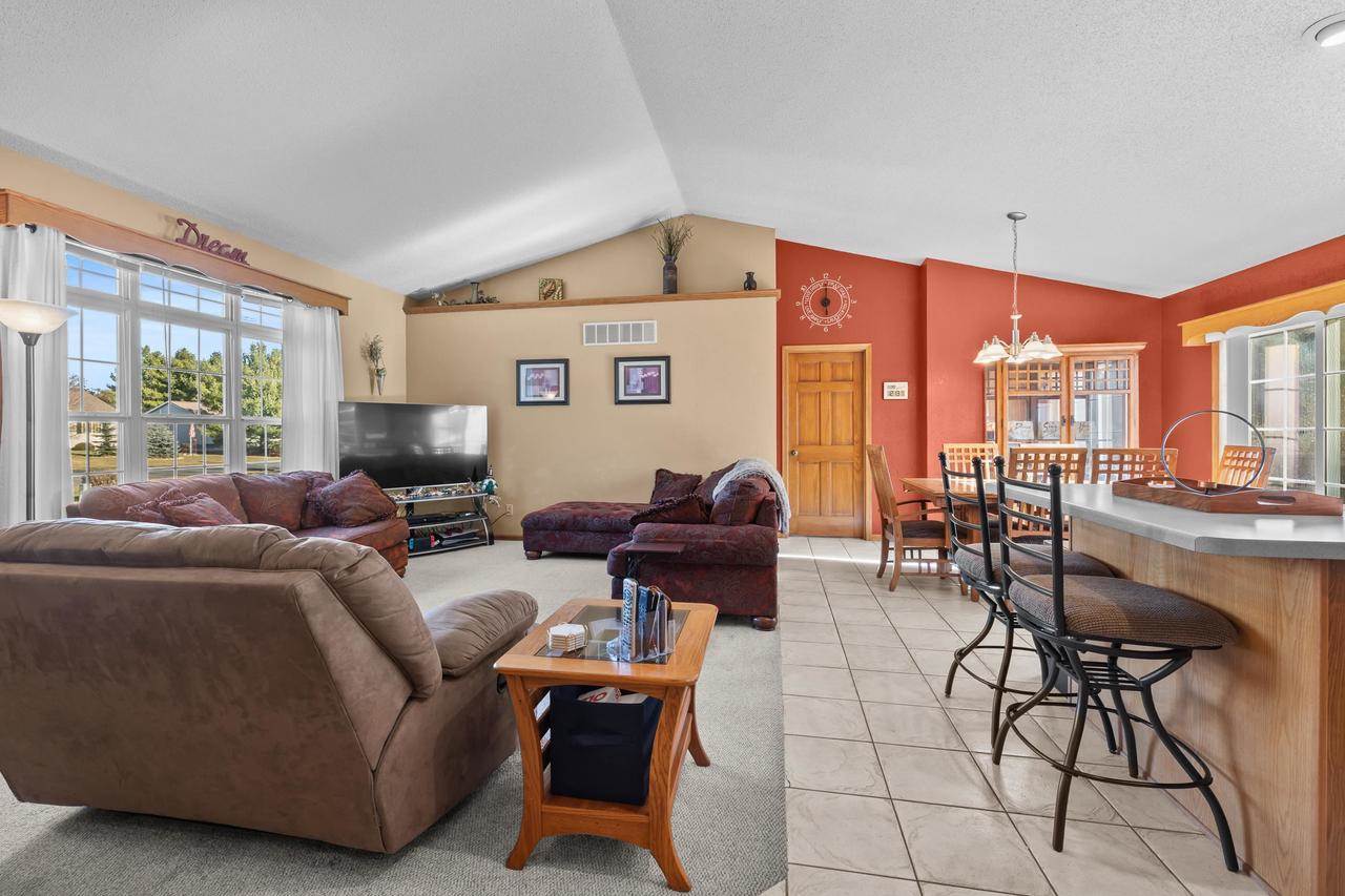 3041 Lexington Place, Plover, WI 54467