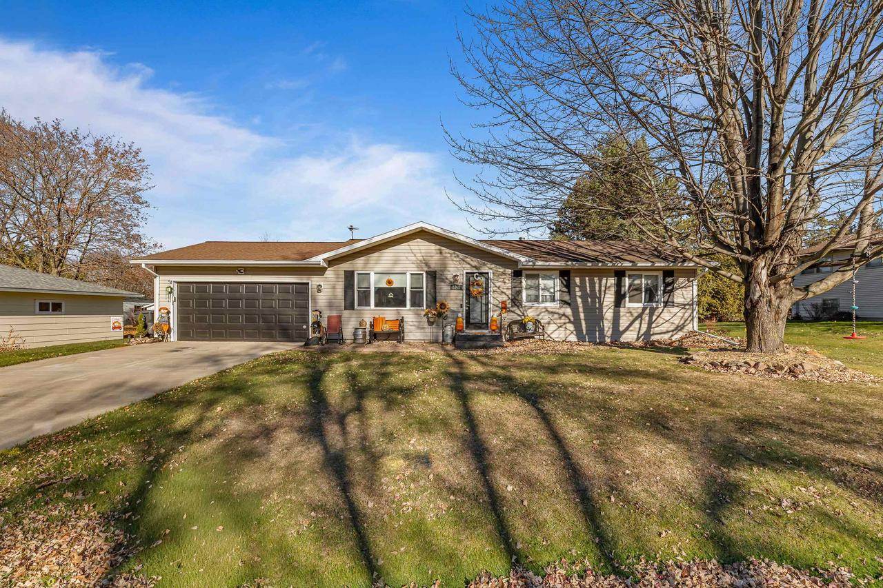 2305 Lawraine Street, Marshfield, WI 54449