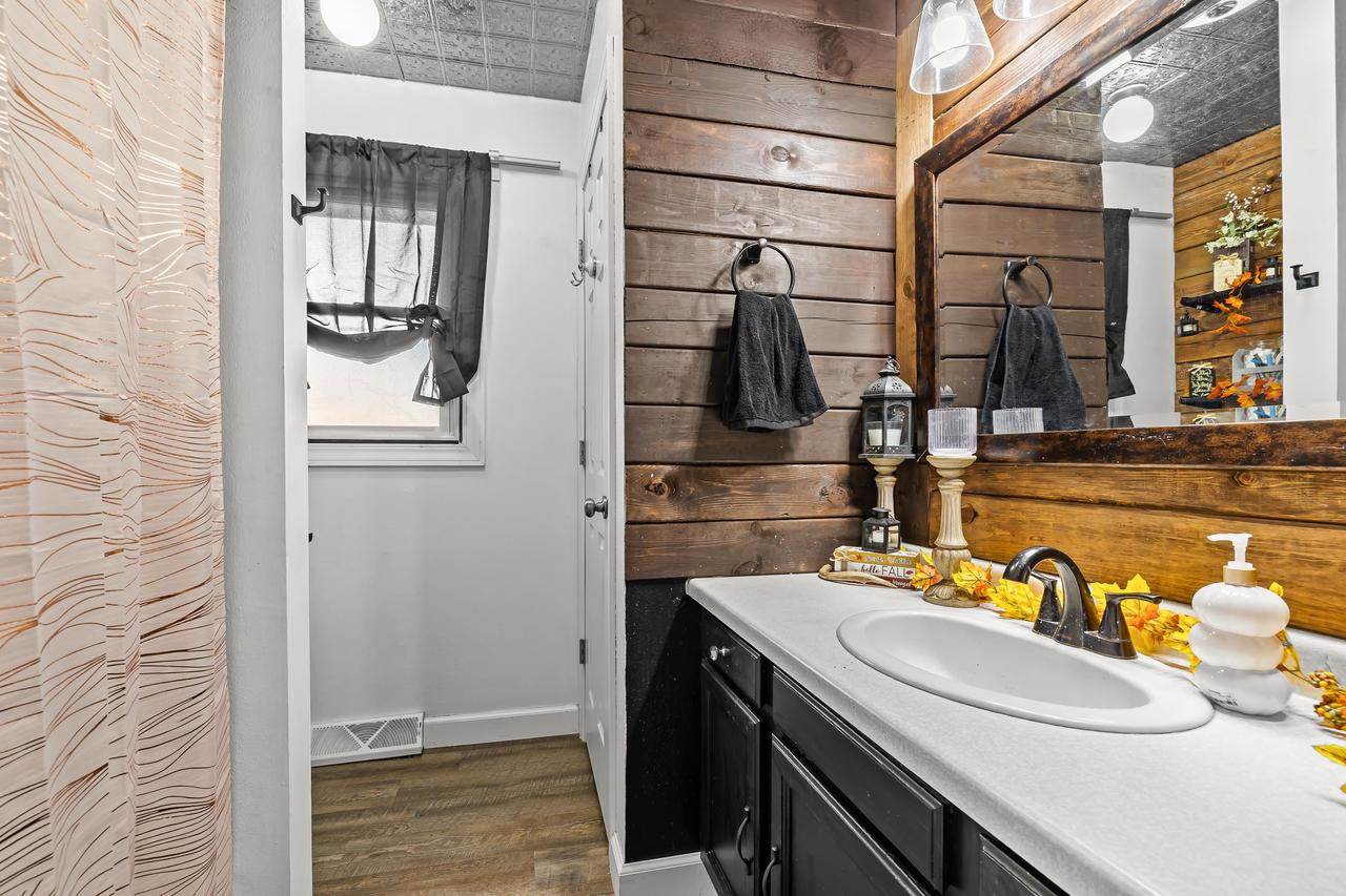 2305 Lawraine Street, Marshfield, WI 54449