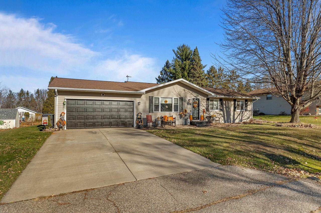 2305 Lawraine Street, Marshfield, WI 54449