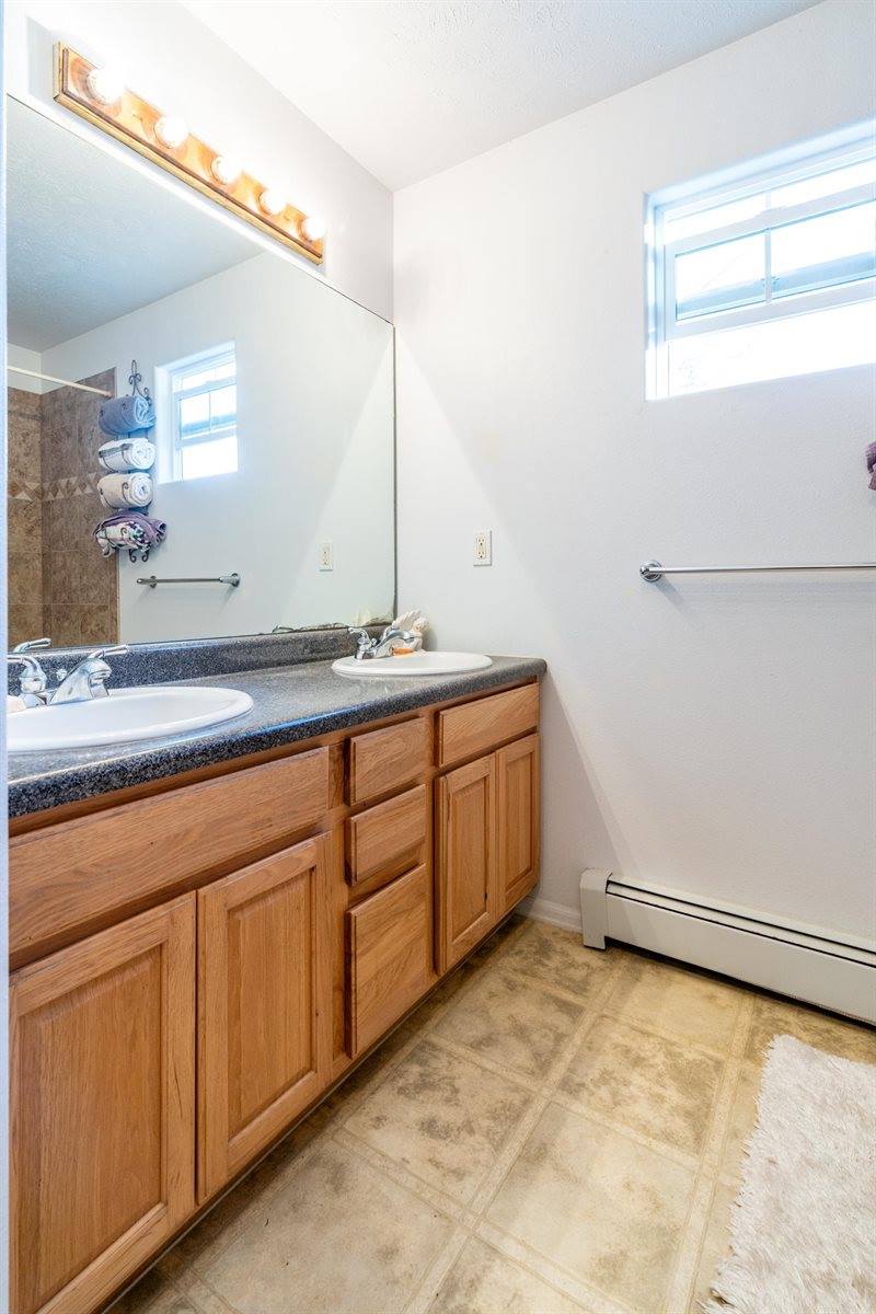 2164 45 1/2 Road, De Beque, CO 81630