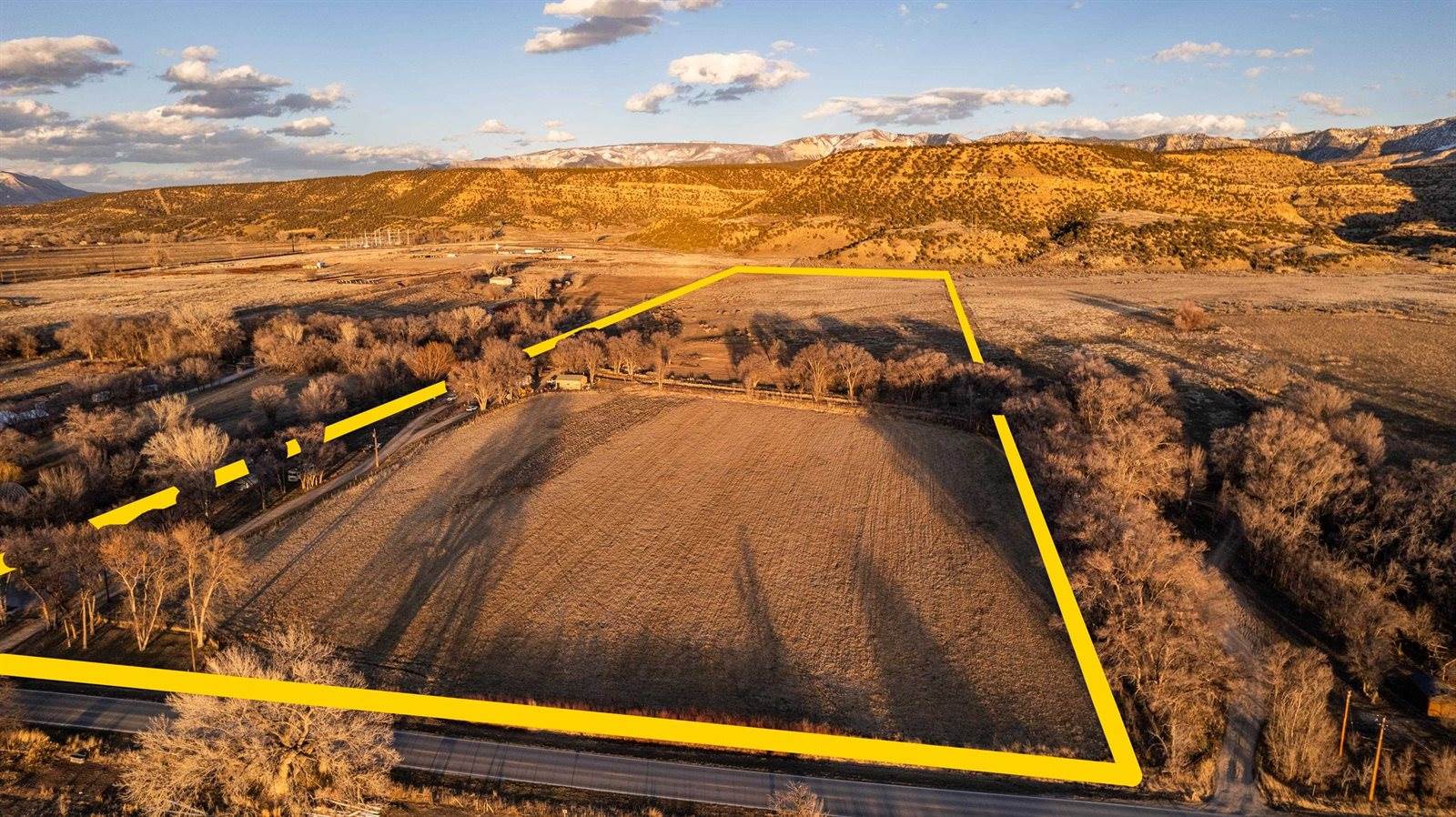 2164 45 1/2 Road, De Beque, CO 81630