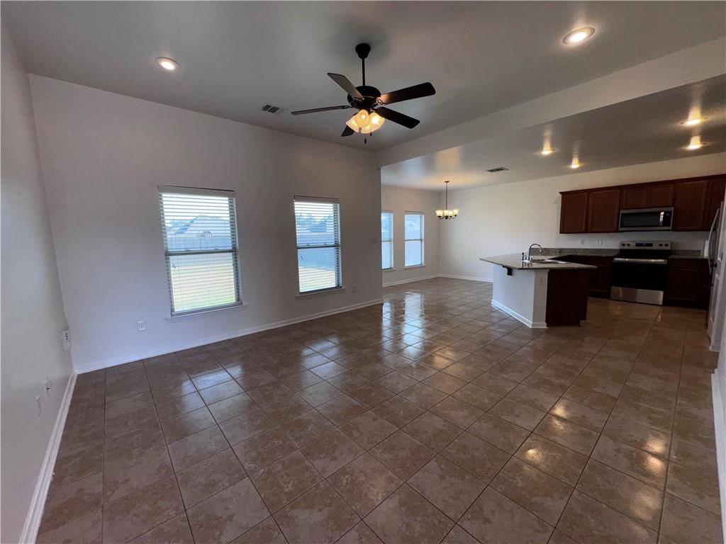 42198 Atmore Place, Ponchatoula, LA 70454