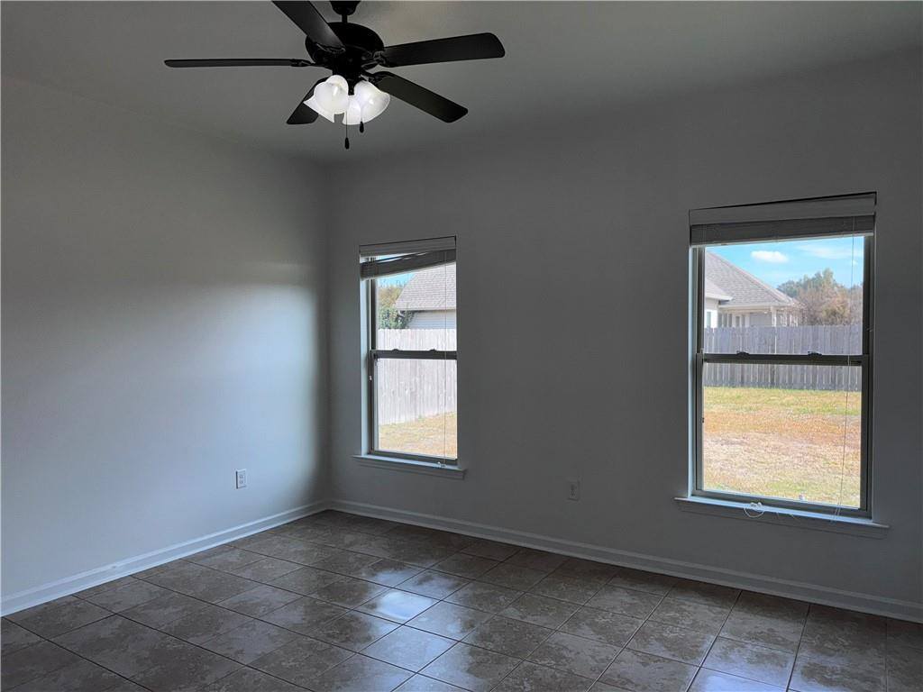 42198 Atmore Place, Ponchatoula, LA 70454