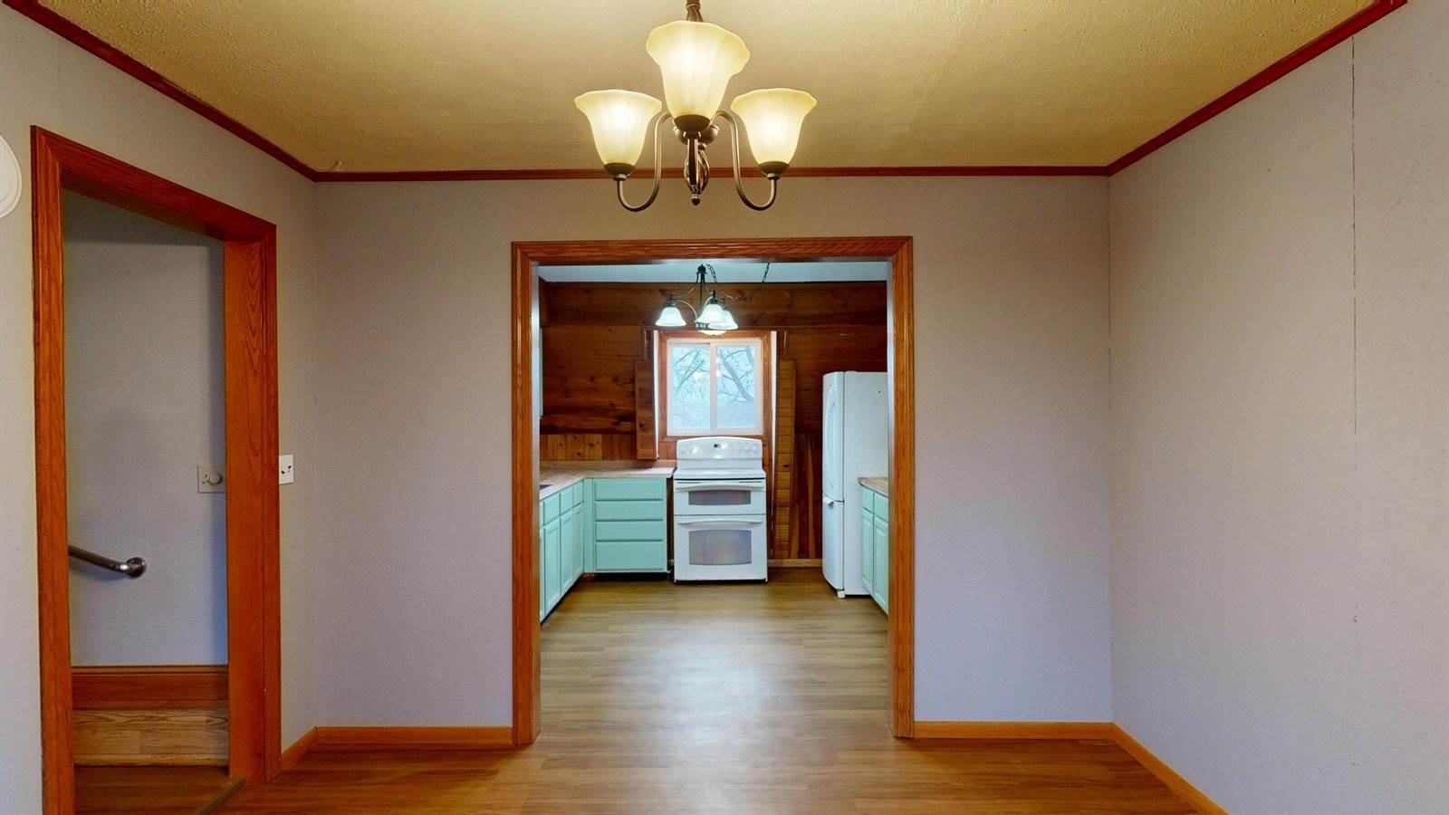 E4350 Klomsten Ridge Rd, Hamburg, WI 54623