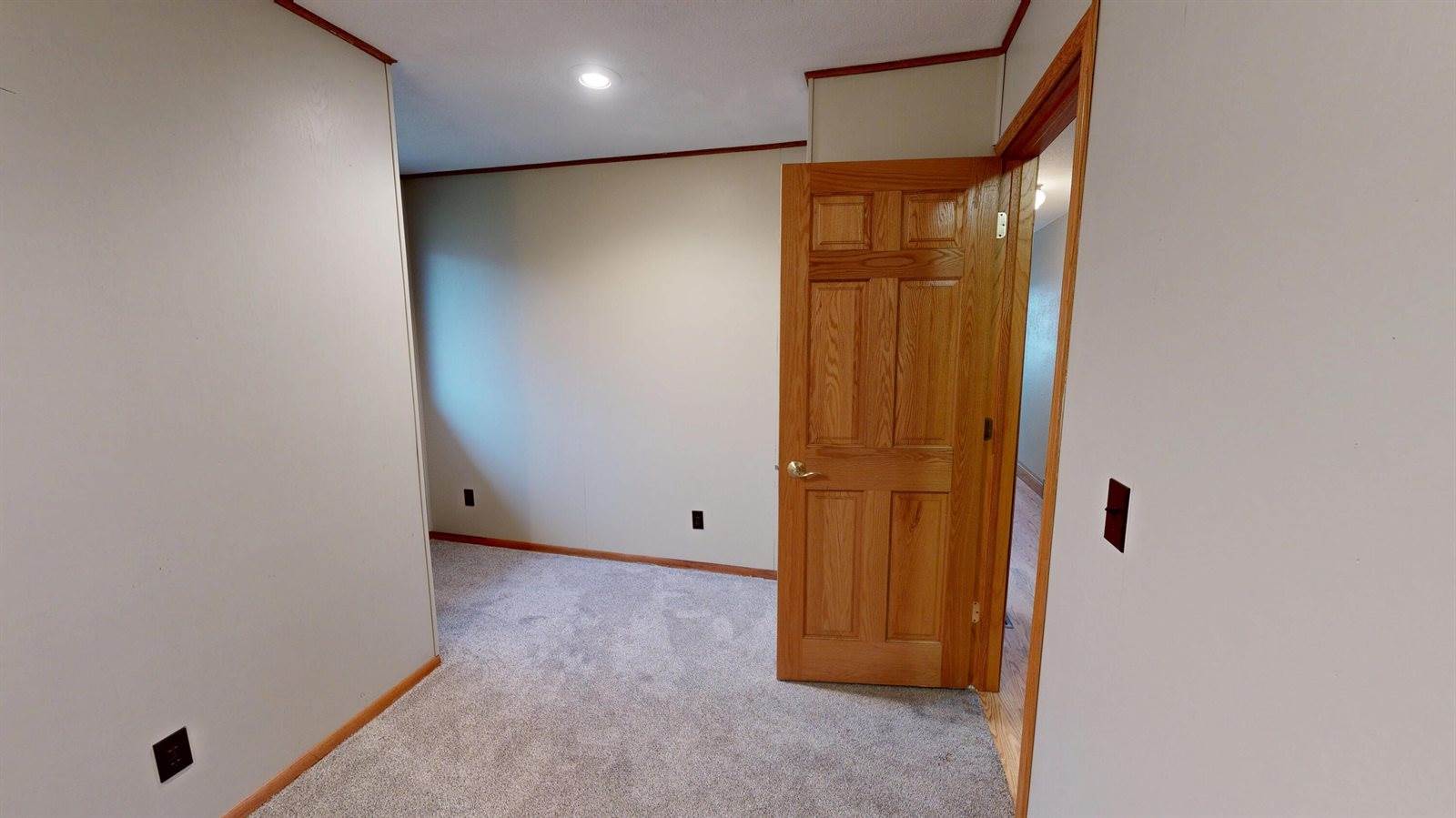 E4350 Klomsten Ridge Rd, Hamburg, WI 54623