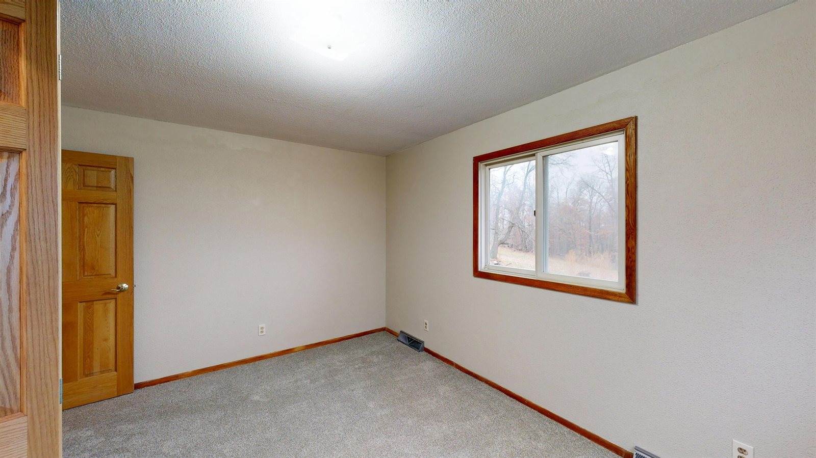 E4350 Klomsten Ridge Rd, Hamburg, WI 54623