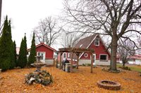 E4350 Klomsten Ridge Rd, Hamburg, WI 54623