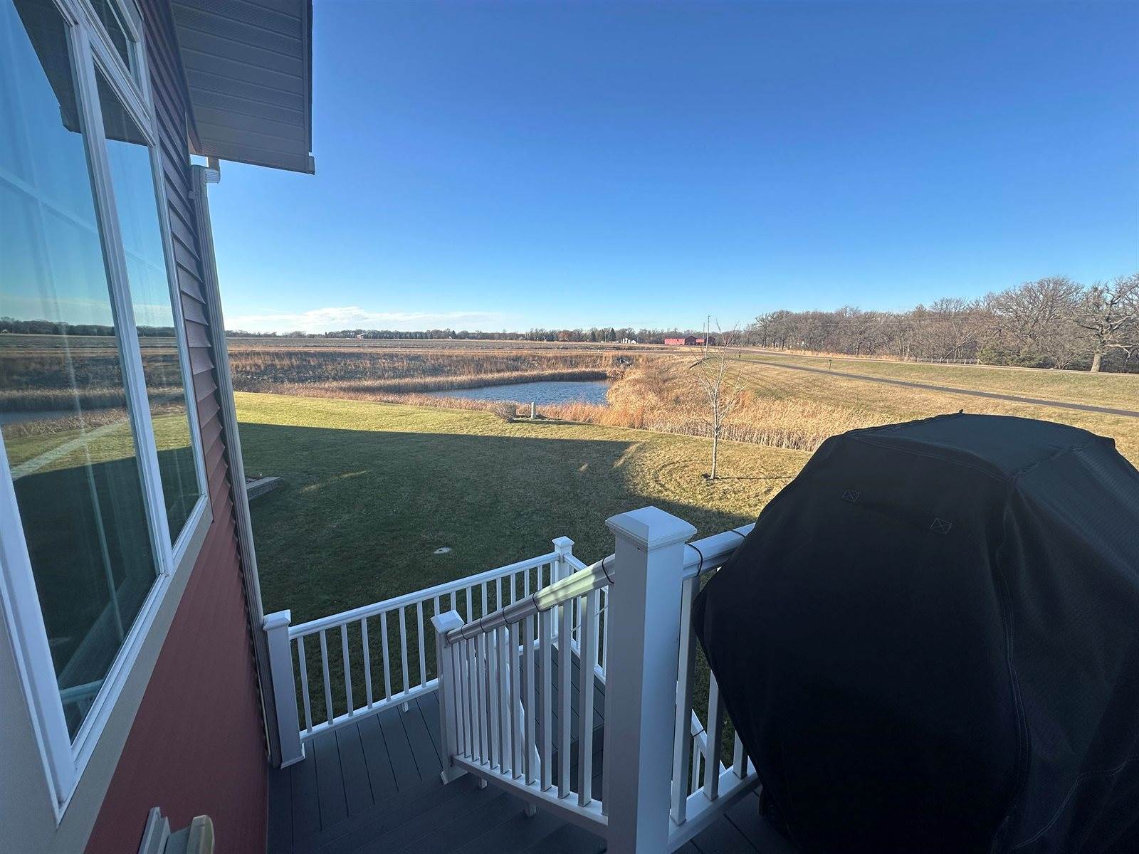 240 North Pond, Jackson, MN 56143