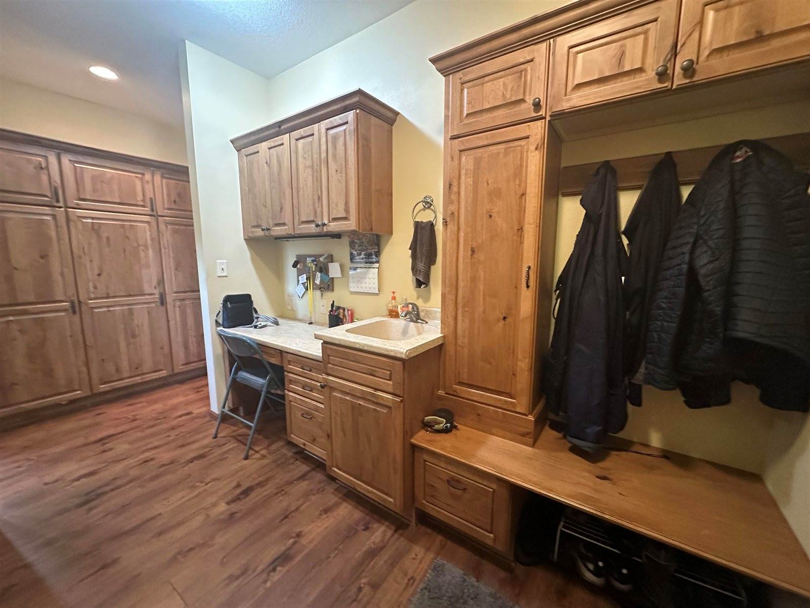 240 North Pond, Jackson, MN 56143