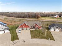 240 North Pond, Jackson, MN 56143