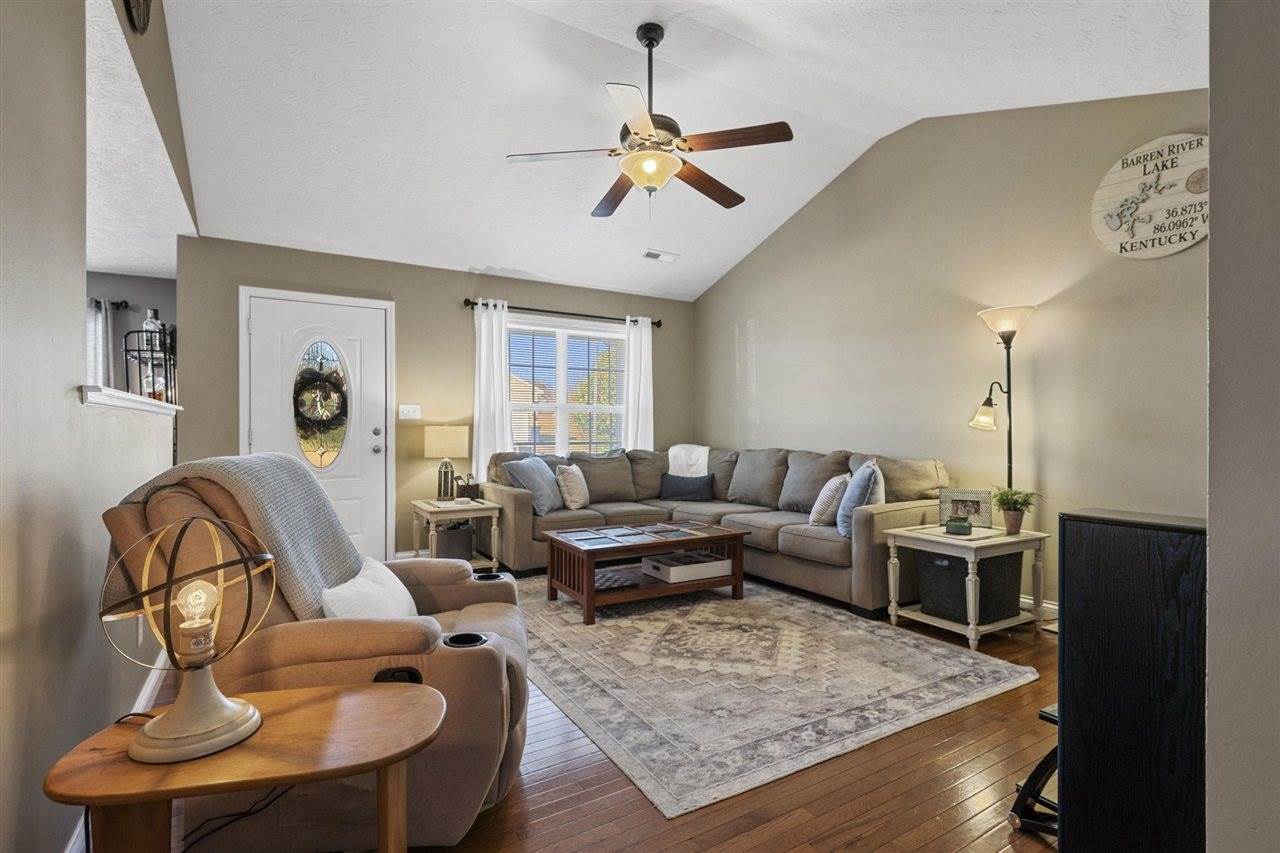 332 St Paul Avenue, Bowling Green, KY 42101