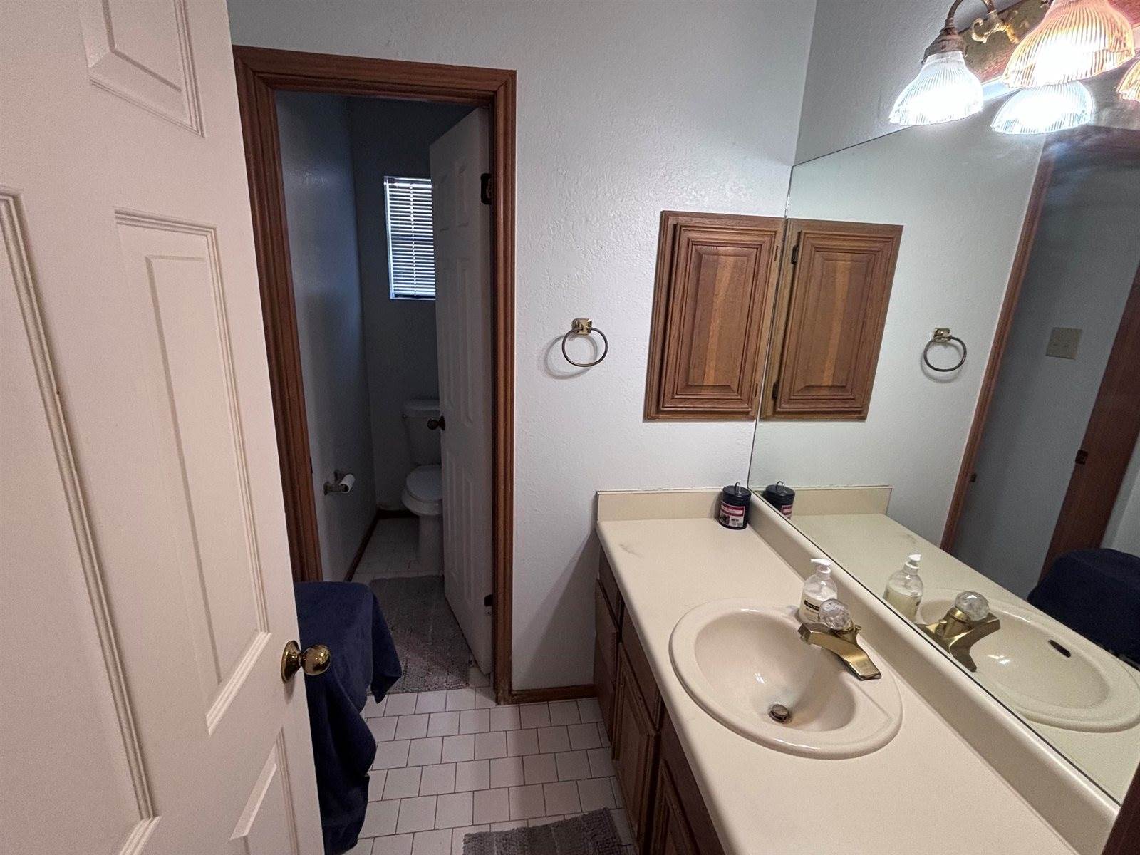 1235 St John Lp, Laredo, TX 78045