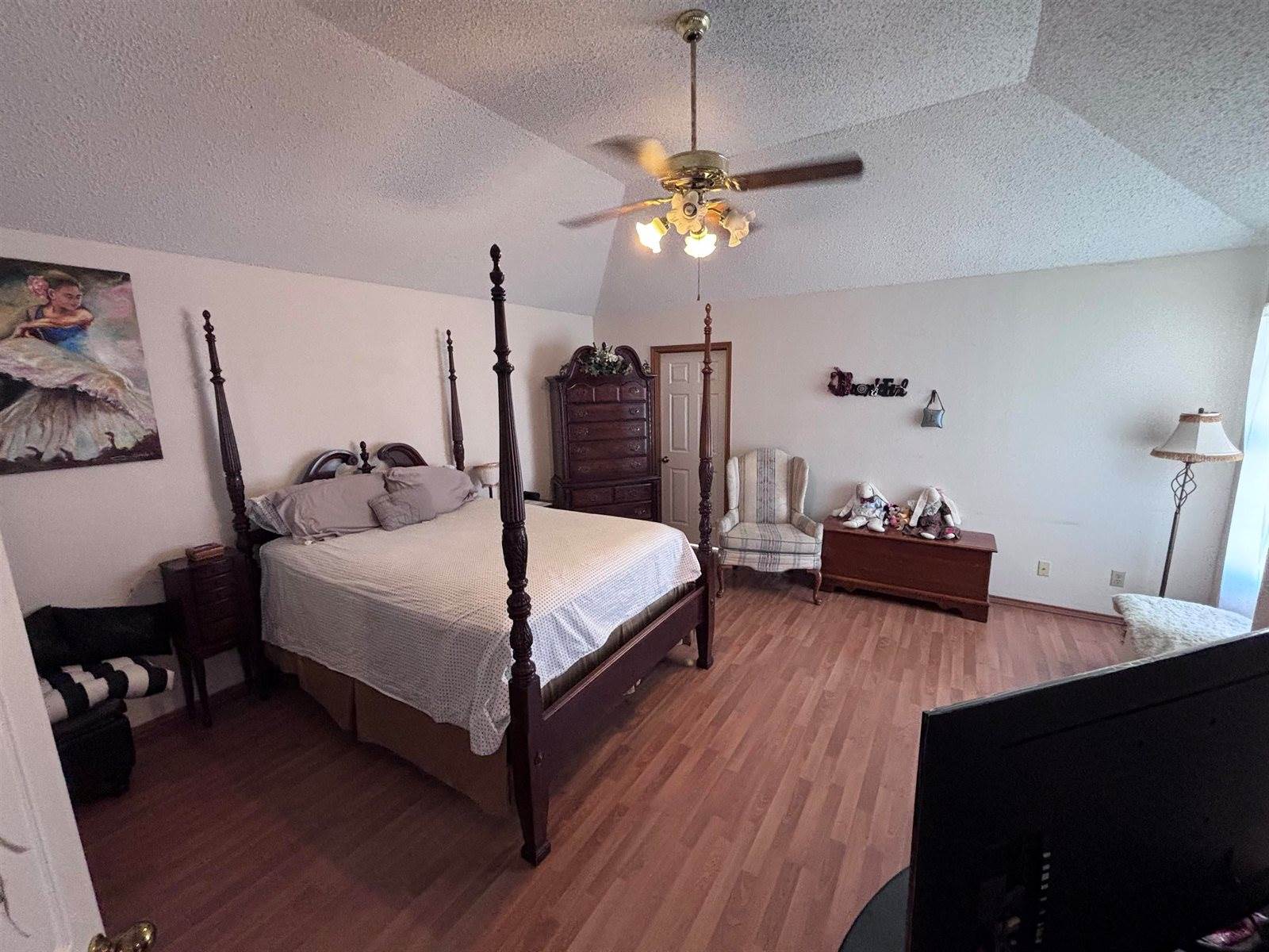 1235 St John Lp, Laredo, TX 78045