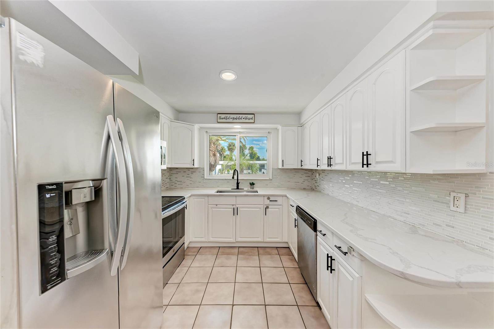 6036 Hopkins Drive North, Bradenton, FL 34207