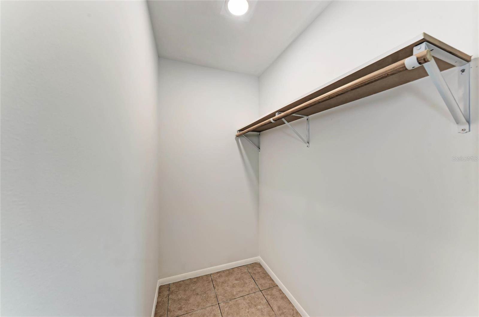 6036 Hopkins Drive North, Bradenton, FL 34207