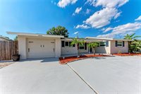 6036 Hopkins Drive North, Bradenton, FL 34207