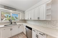 6036 Hopkins Drive North, Bradenton, FL 34207