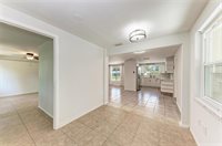 6036 Hopkins Drive North, Bradenton, FL 34207