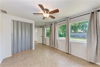 6036 Hopkins Drive North, Bradenton, FL 34207