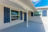 6036 Hopkins Drive North, Bradenton, FL 34207