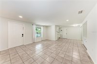 6036 Hopkins Drive North, Bradenton, FL 34207