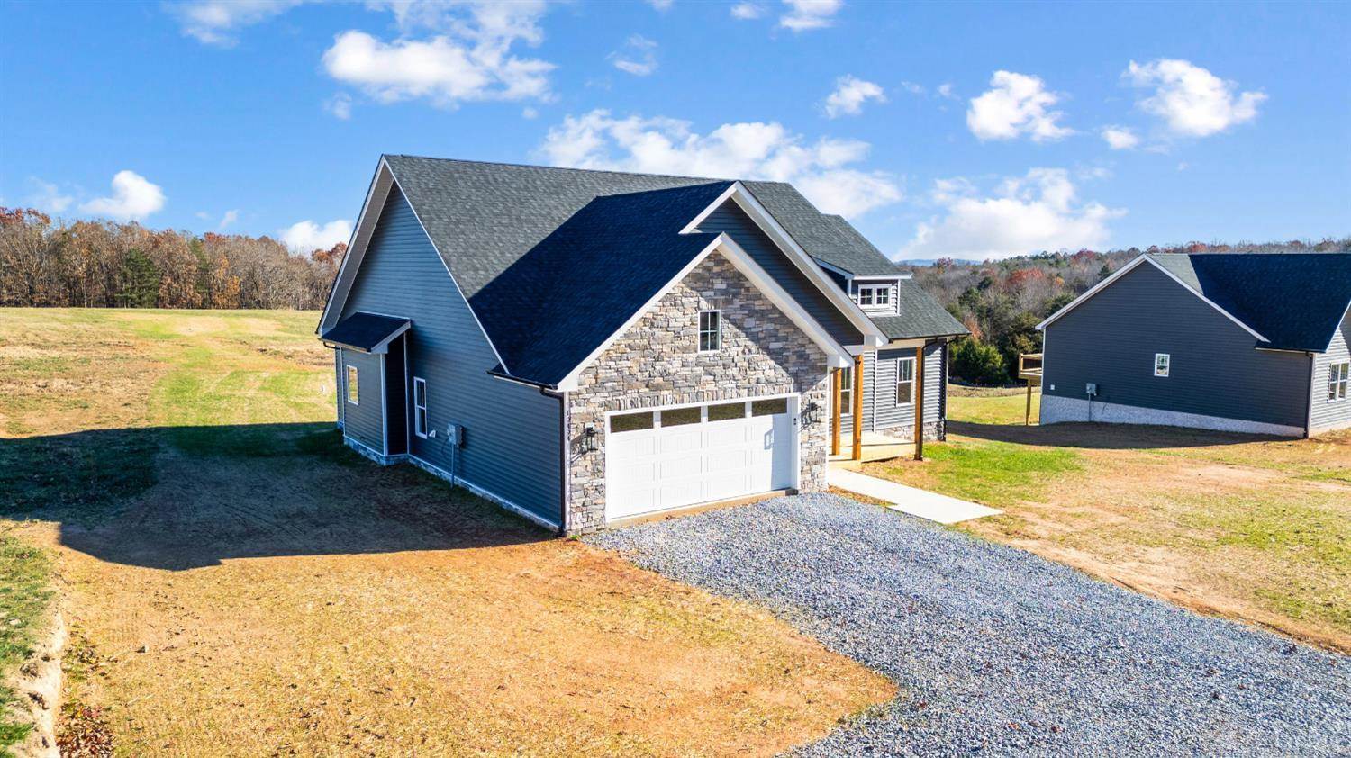 10494 Leesville Road, Lynch Station, VA 24571