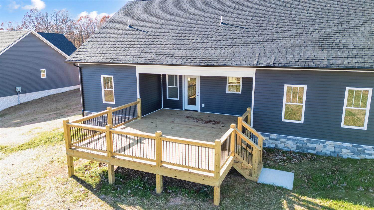 10494 Leesville Road, Lynch Station, VA 24571