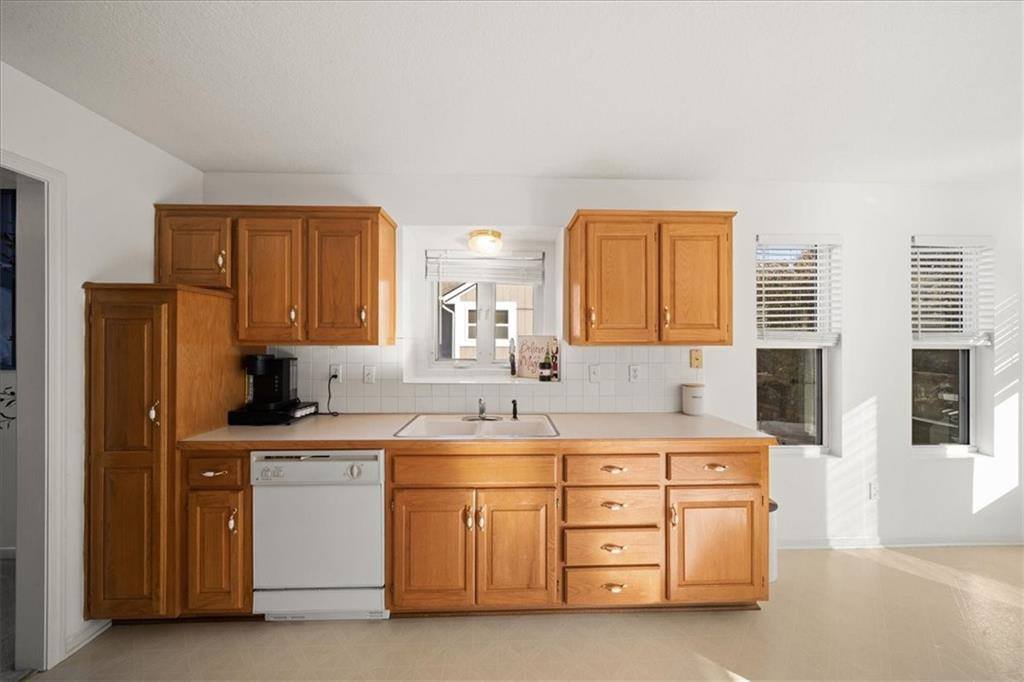 3517 SW Windbrook Drive, Lee's Summit, MO 64082