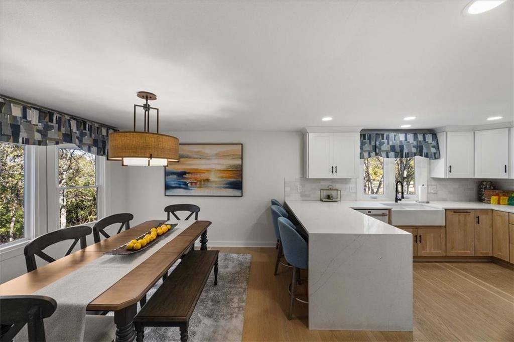 13225 Kimberly Circle, Olathe, KS 66061