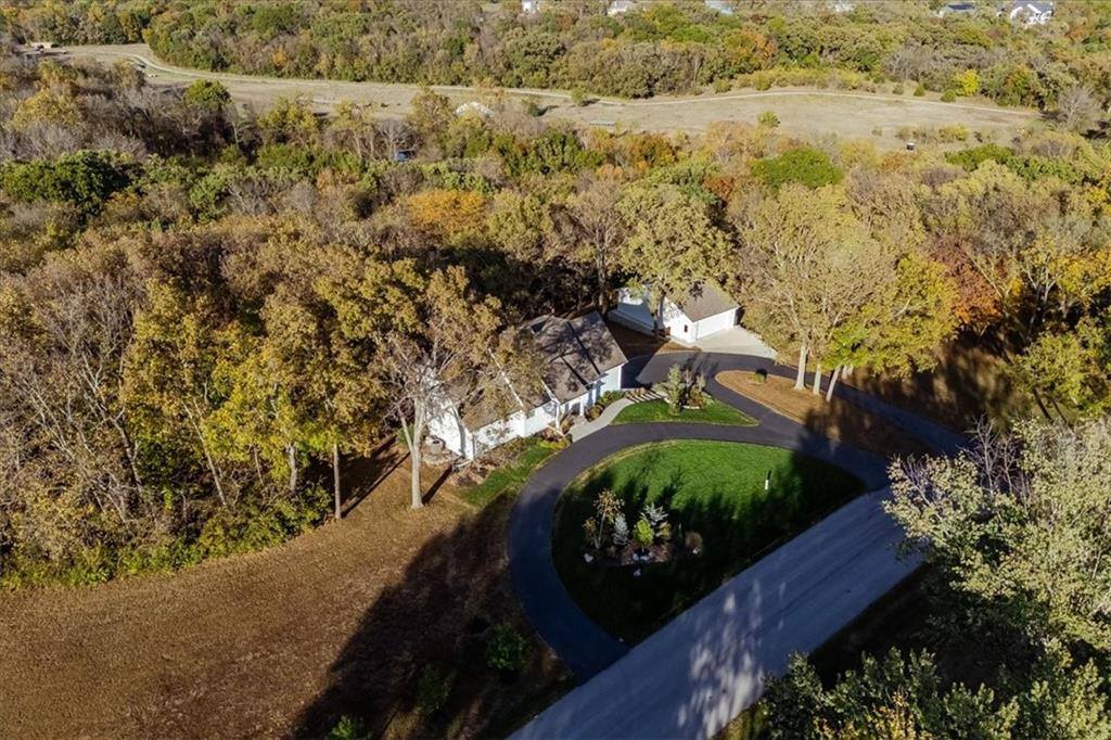 13225 Kimberly Circle, Olathe, KS 66061