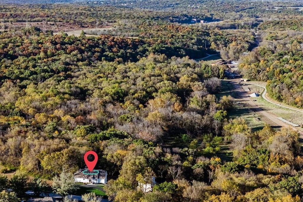 13225 Kimberly Circle, Olathe, KS 66061