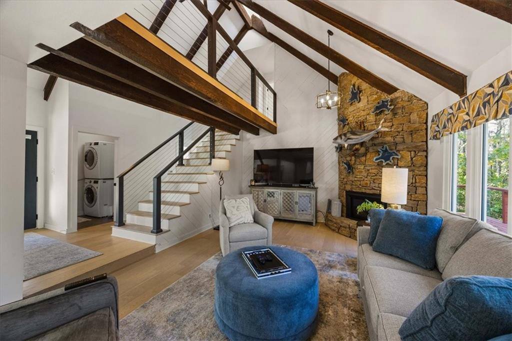 13225 Kimberly Circle, Olathe, KS 66061