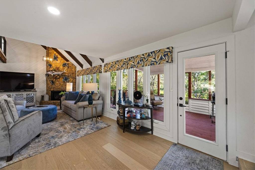 13225 Kimberly Circle, Olathe, KS 66061