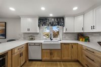 13225 Kimberly Circle, Olathe, KS 66061