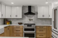 13225 Kimberly Circle, Olathe, KS 66061