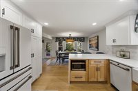 13225 Kimberly Circle, Olathe, KS 66061